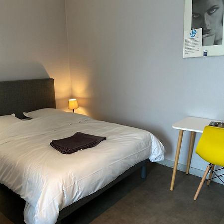 Le Petit Rungis Hotel น็องต์ ภายนอก รูปภาพ
