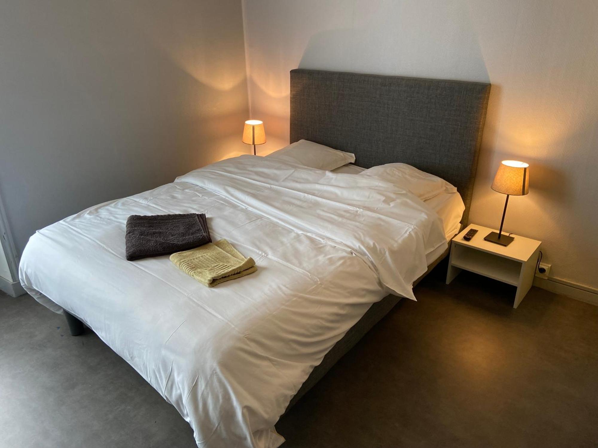 Le Petit Rungis Hotel น็องต์ ภายนอก รูปภาพ